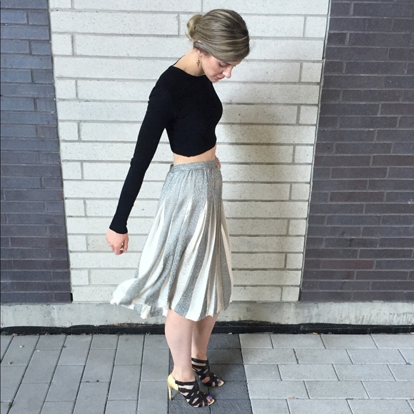 Zara ribbed knit black long sleeve crop top - Picture 3 of 7